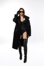 Load image into Gallery viewer, BLACK COAT WOMEN
