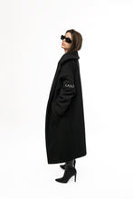 Load image into Gallery viewer, BLACK COAT WOMEN
